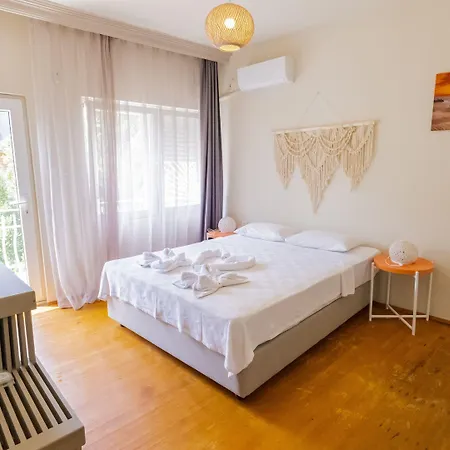 Vera Hotel
