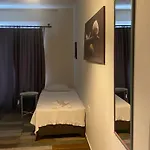Vera ホテル *